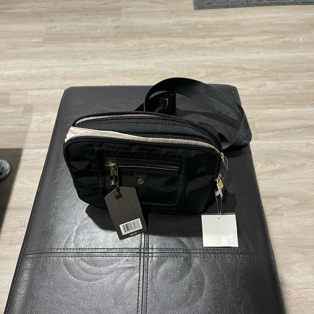 Black Fanny pack